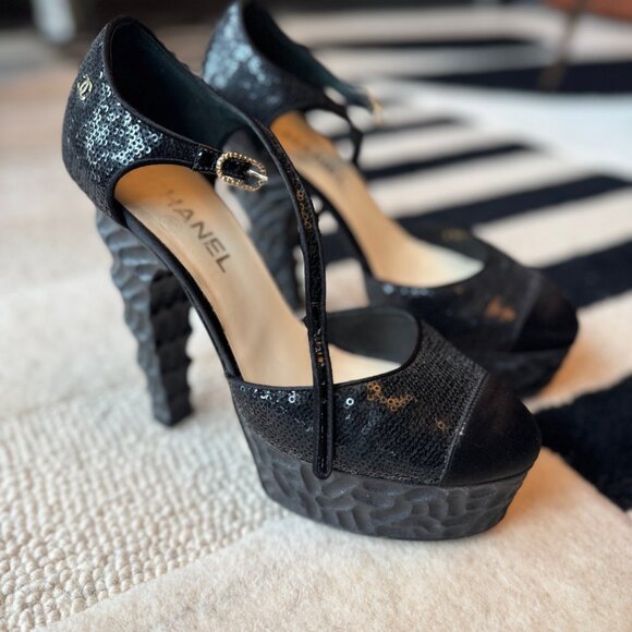 Chanel Sequin Platform Pumps with Ridged Heels - Picture 1 of 7